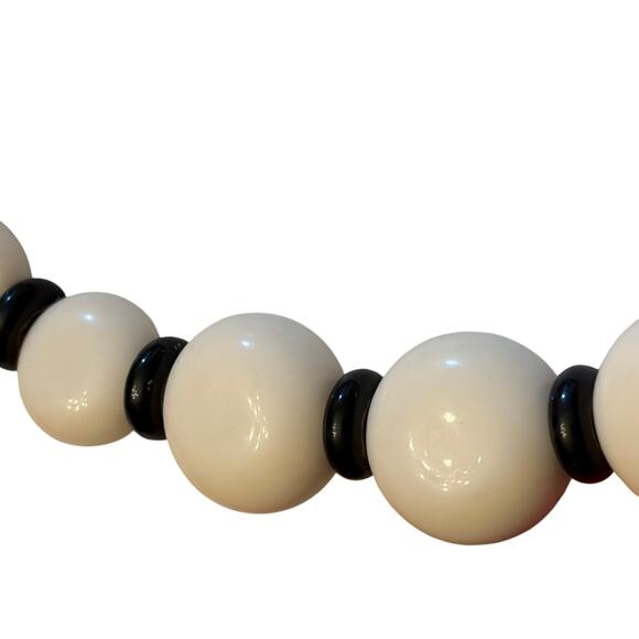 Les Bernard Vintage Chunky Choker - Picture 3 of 6